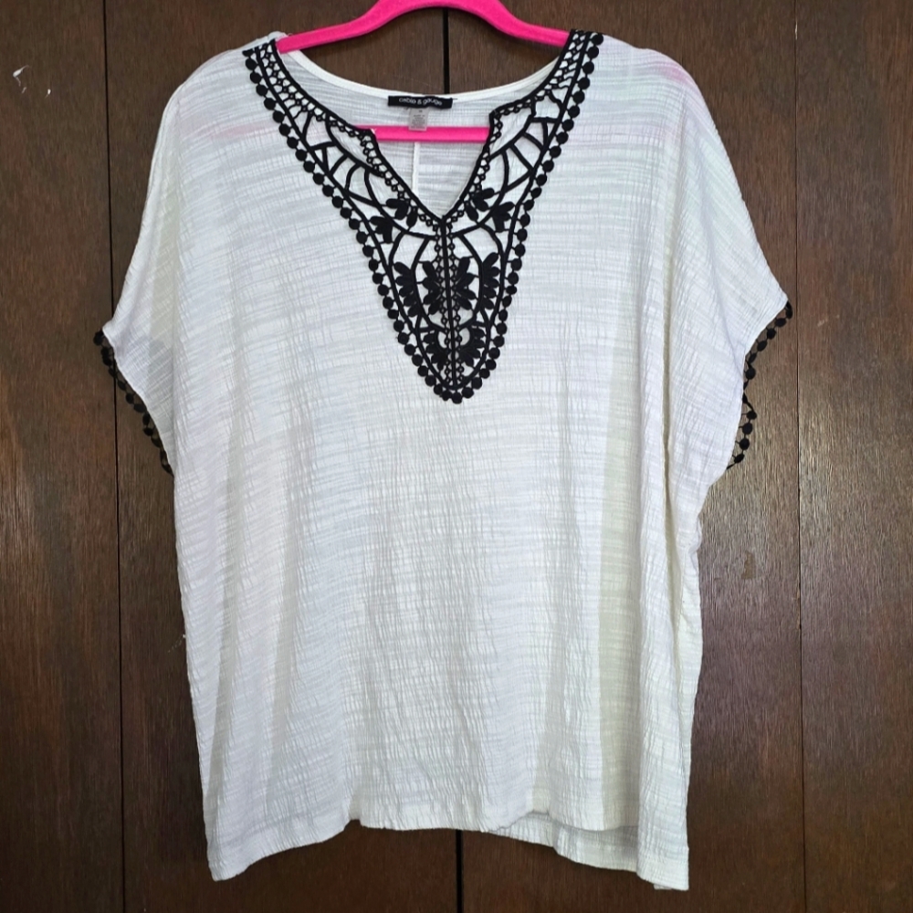 cable & gauge Black & Cream Stretch Gauze Top